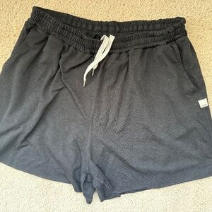 Vuori DreamKnit Shorts - performance shorts ...Dark Grey Size Large - Like New